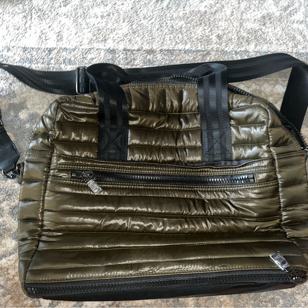 Think Rolyn weekender bag